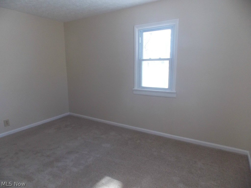 4134 Tapper Road Barberton, OH 44203 - Photo 8 of 19