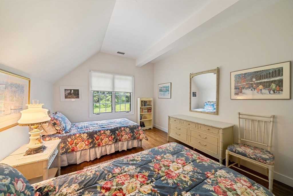 18 Phillips Pond Road, Unit 18 Natick, MA 01760 - Photo 24 of 37