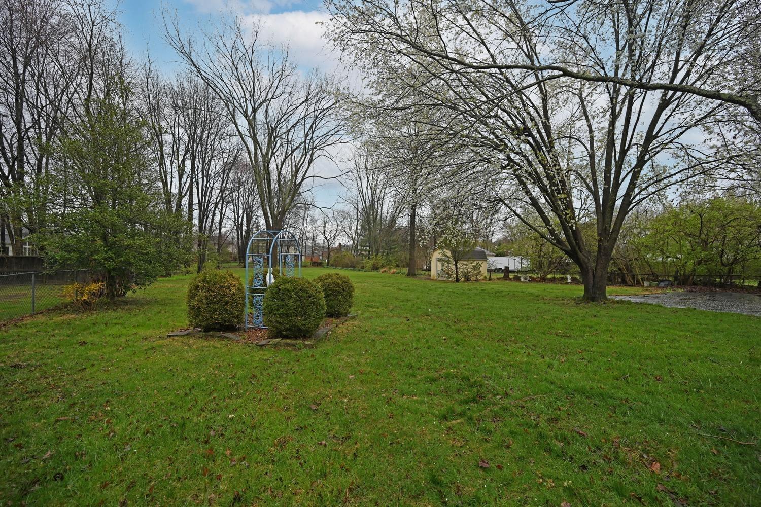 1038 Pamela Road Cincinnati, OH 45255 - Photo 36 of 43