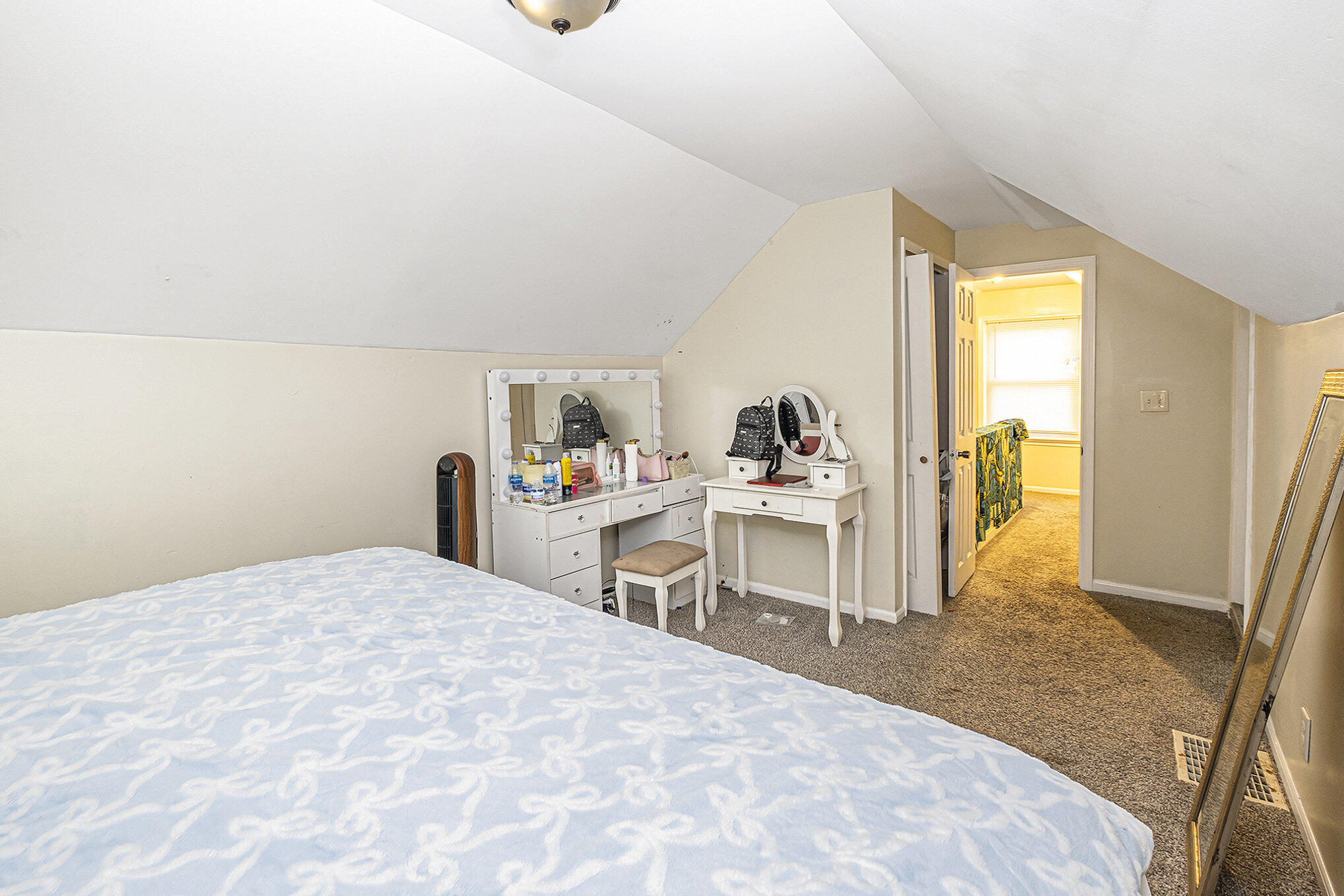 927 Merrifield Street Southeast Grand Rapids, MI 49507 - Photo 12 of 24 014_dscf9490-_506