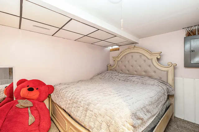 $264,900 | 927 Merrifield Street Southeast, Grand Rapids, MI 49507