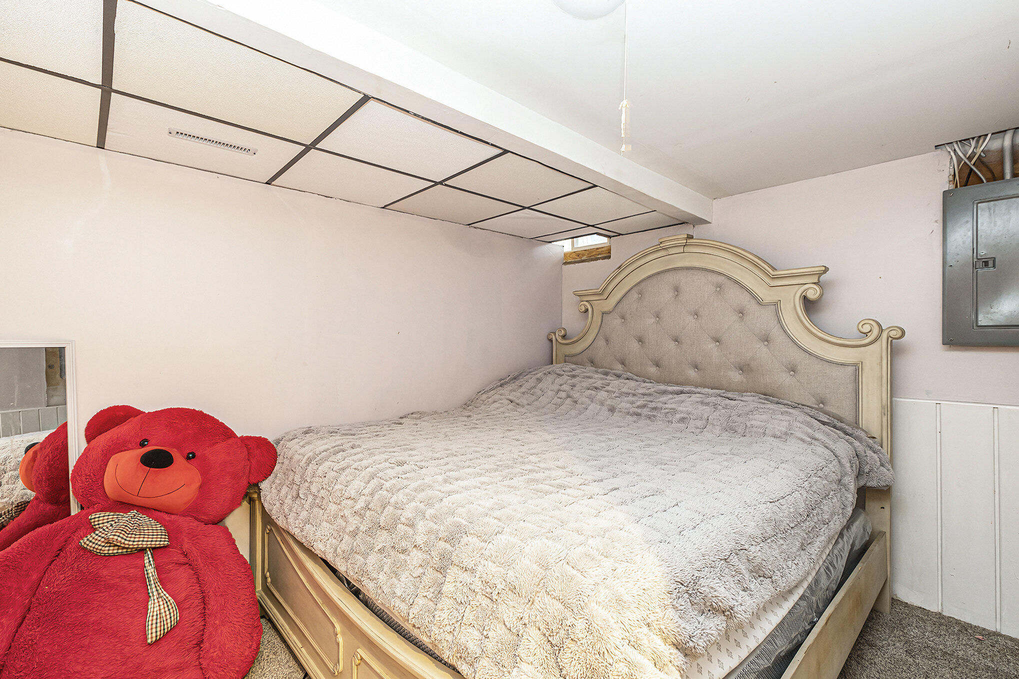 927 Merrifield Street Southeast Grand Rapids, MI 49507 - Photo 18 of 24 020_dscf9510-_798