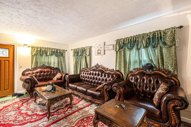 $264,900 | 927 Merrifield Street Southeast, Grand Rapids, MI 49507