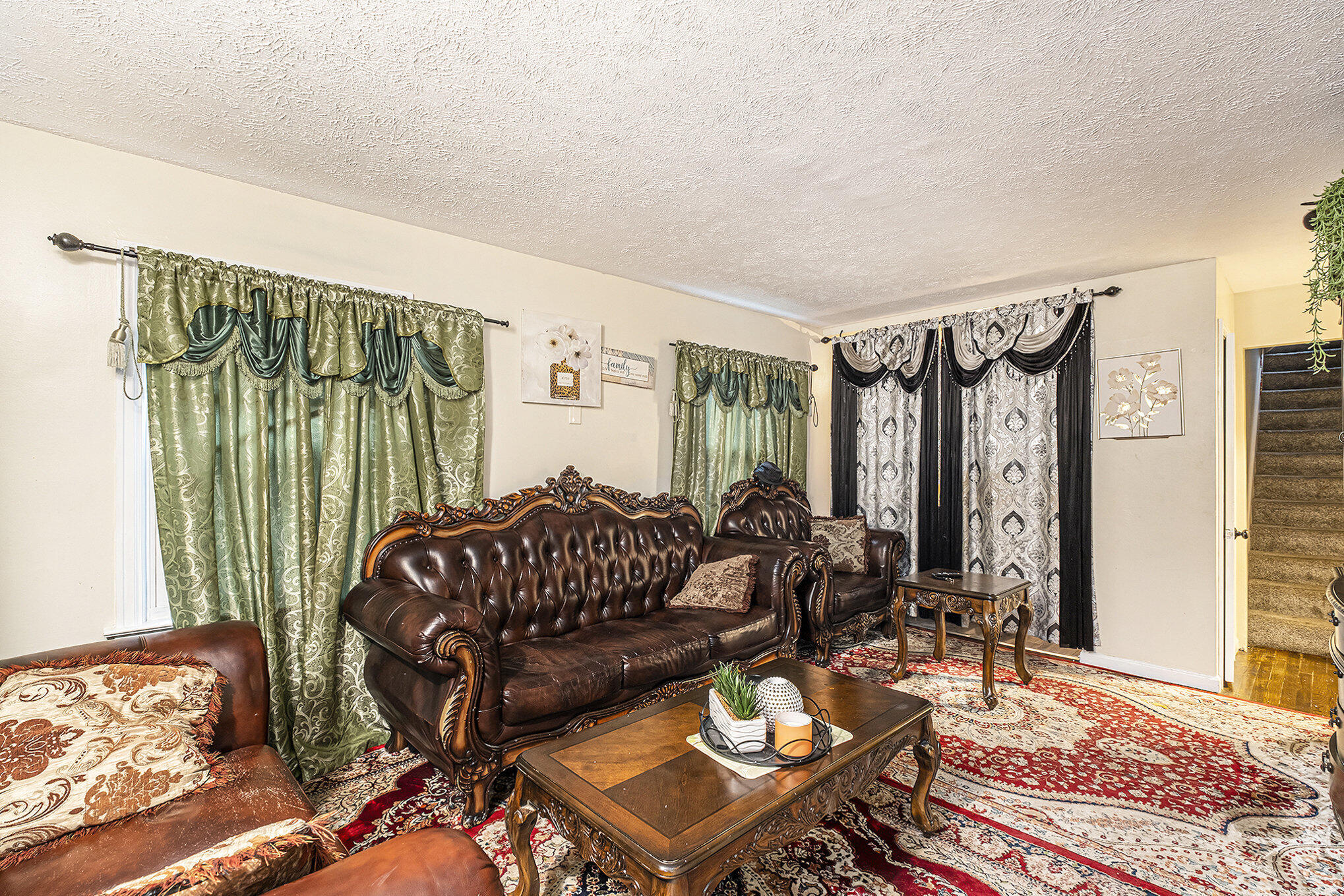 927 Merrifield Street Southeast Grand Rapids, MI 49507 - Photo 4 of 24 005_dscf9526_853