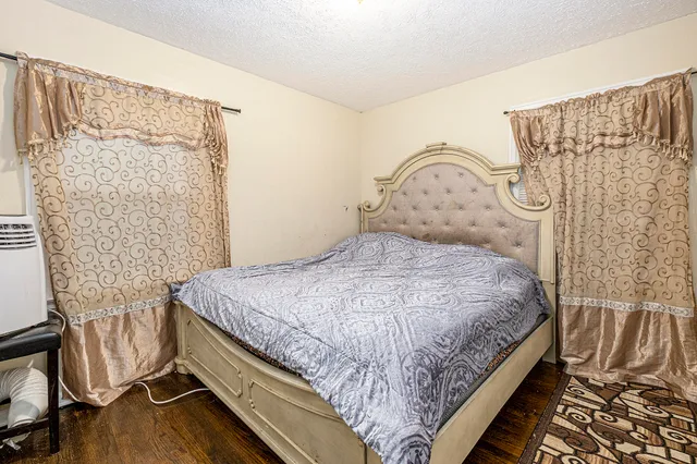 $264,900 | 927 Merrifield Street Southeast, Grand Rapids, MI 49507