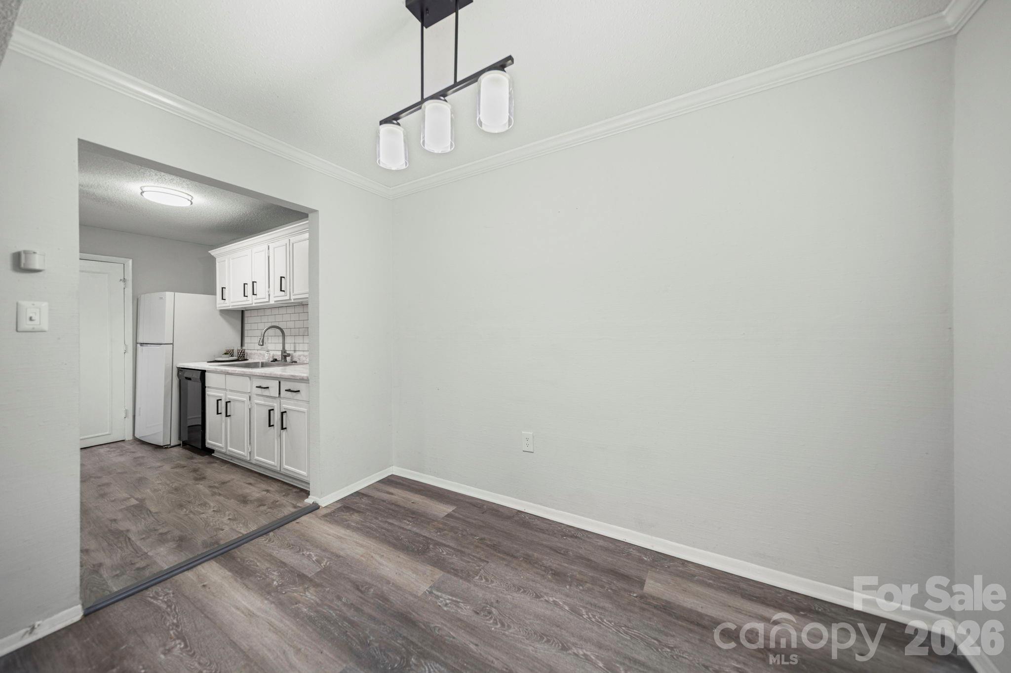 5026 Sardis Road Charlotte, NC 28270 - Photo 9 of 21