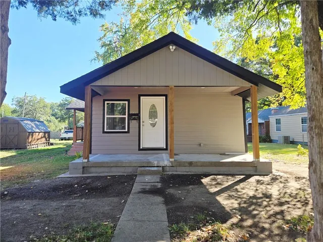 $195,000 | 205 West 20th Street, Pittsburg, KS 66762