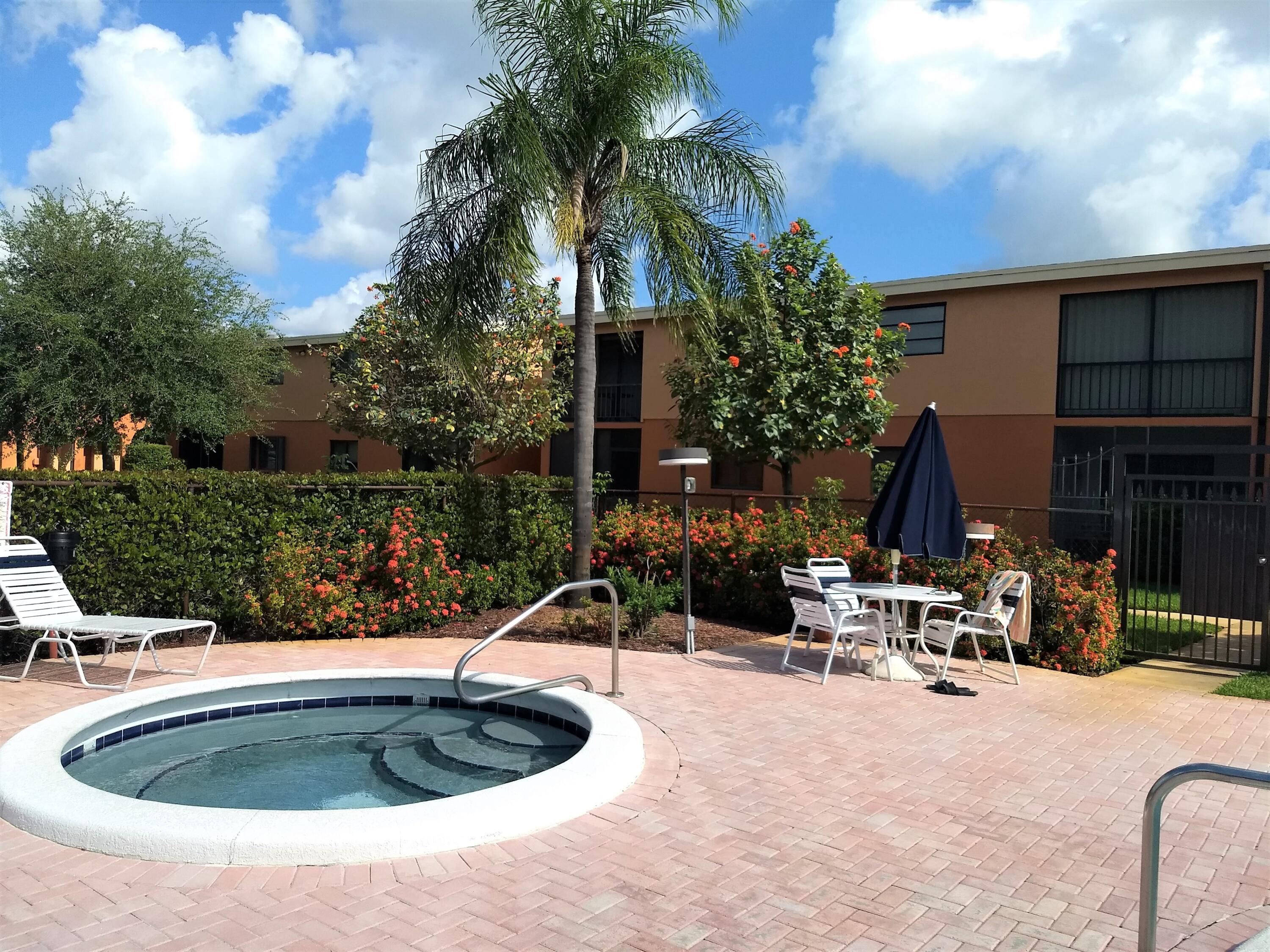 50 Southeast 12th Street, Unit 1330 Boca Raton, FL 33432 - Photo 9 of 11 Jacuzzi Villa V