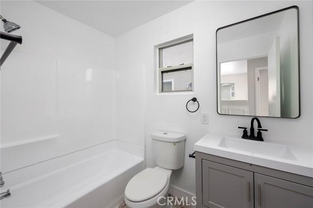 2627 West Vernon Avenue Los Angeles, CA 90008 - Photo 15 of 17