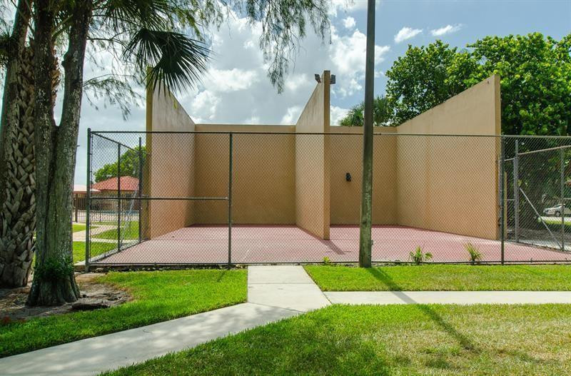 8116 Thames Boulevard, Unit A Boca Raton, FL 33433 - Photo 20 of 27 a view of outdoor space and yard