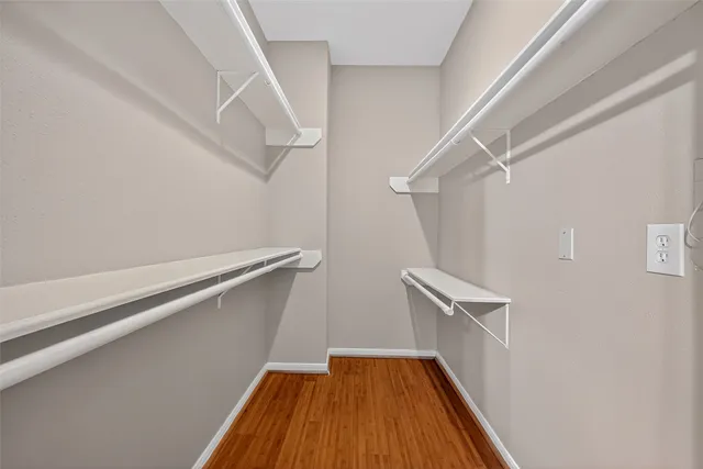 $189,000 | 2255 Braeswood Park Drive, Unit 331, Houston, TX 77030