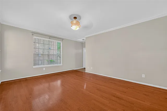 $189,000 | 2255 Braeswood Park Drive, Unit 331, Houston, TX 77030