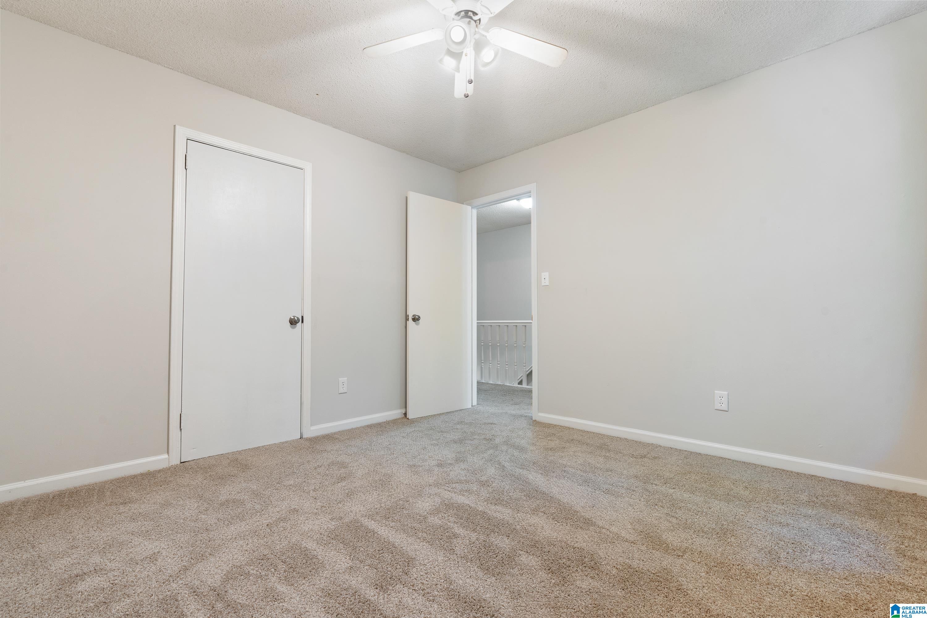 2027 Diane Lane Alabaster, AL 35007 - Photo 32 of 35