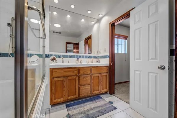 $1,299,000 | 6337 Droxford Street, Lakewood, CA 90713