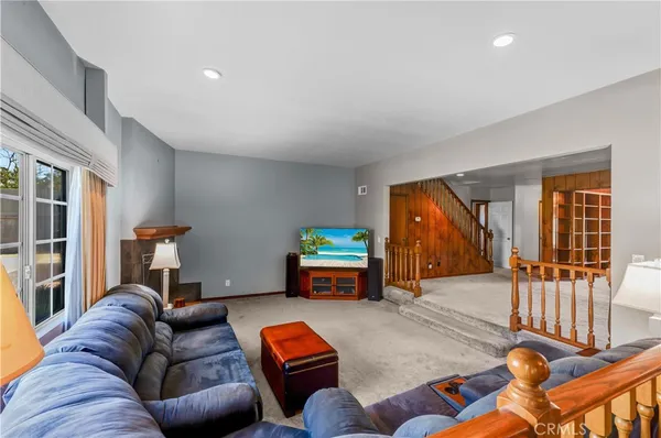 $1,299,000 | 6337 Droxford Street, Lakewood, CA 90713