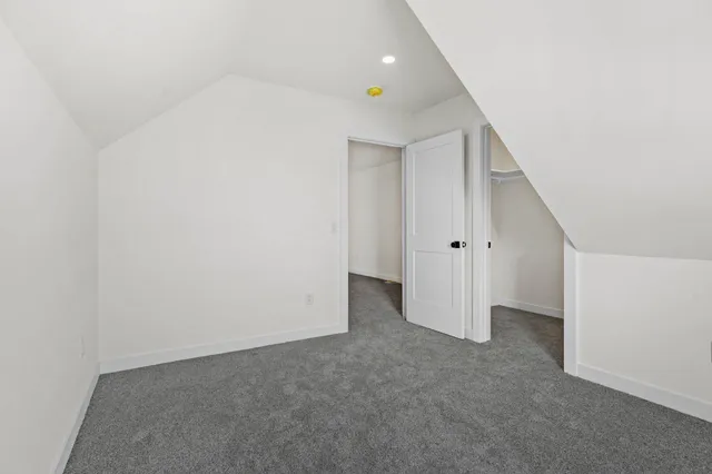 $799,900 | 850 Capitol Drive, Dane, WI 53529