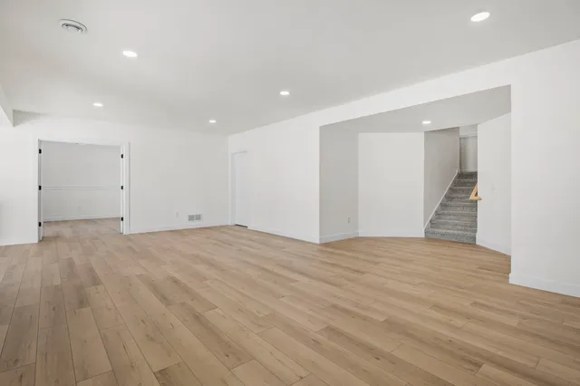 $799,900 | 850 Capitol Drive, Dane, WI 53529