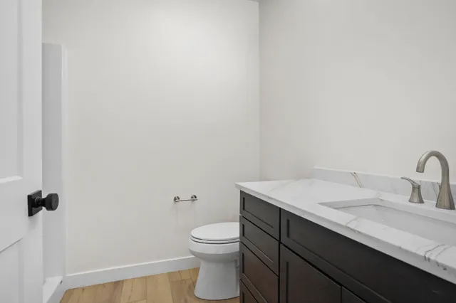 $799,900 | 850 Capitol Drive, Dane, WI 53529