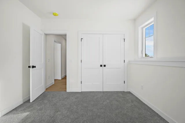 $799,900 | 850 Capitol Drive, Dane, WI 53529