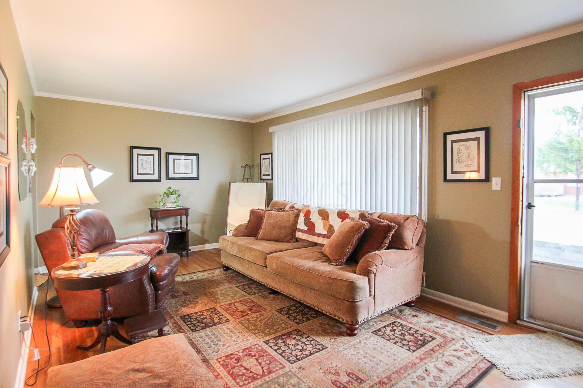 1105 South Kellner Road Columbus, OH 43209 - Photo 3 of 22 Gallery Image 3