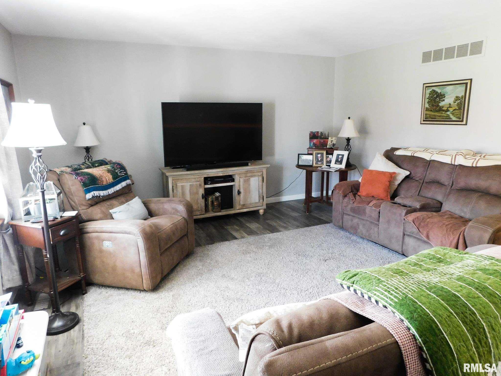 25728 Eastpoint Road Tremont, IL 61568 - Photo 15 of 50