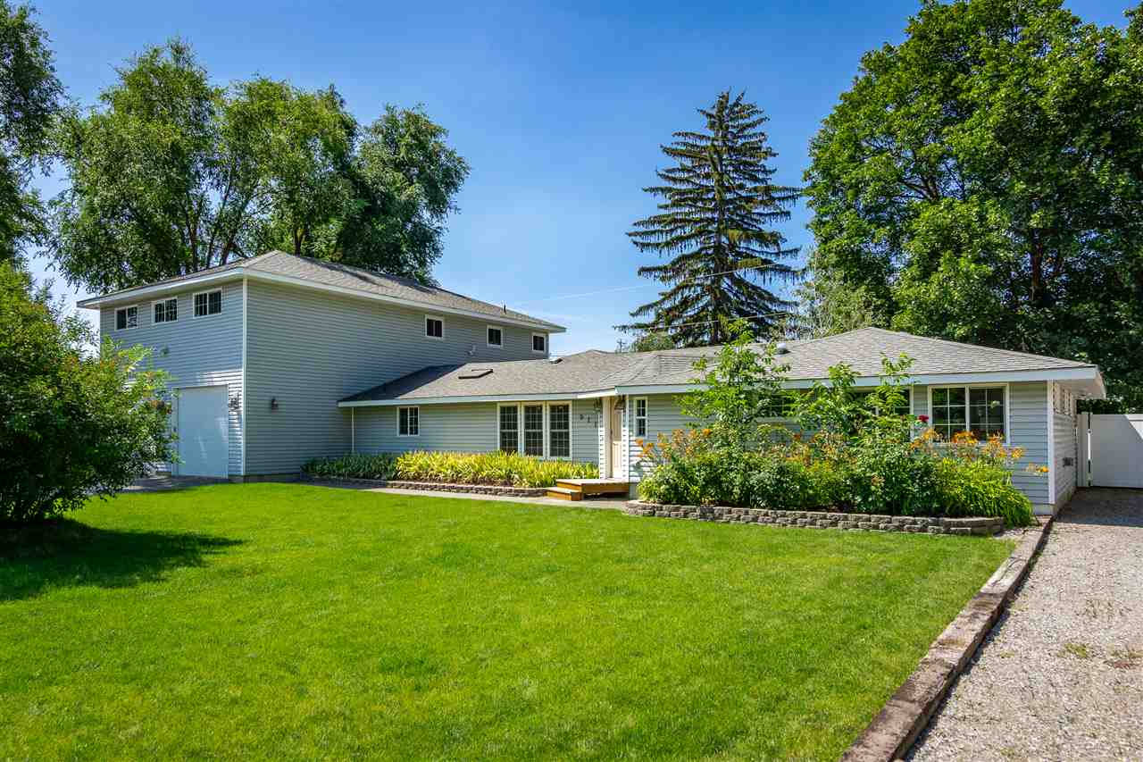 911 North Bates Road Spokane Valley, WA 99206 - Photo 1 of 20 Gallery Image 1
