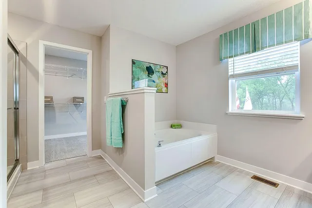 $675,000 | 1737 Oak Creek Pass, Chaska, MN 55318