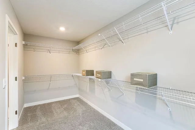 $675,000 | 1737 Oak Creek Pass, Chaska, MN 55318