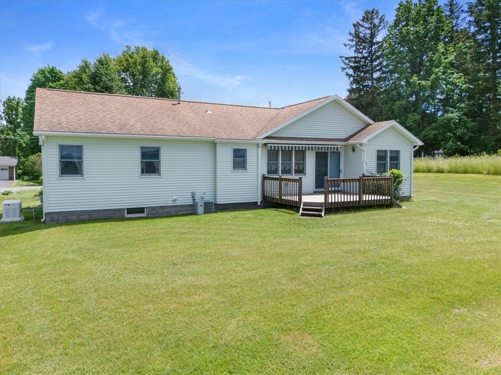7587 Salmon Creek Road Williamson, NY 14589 - Photo 44 of 49
