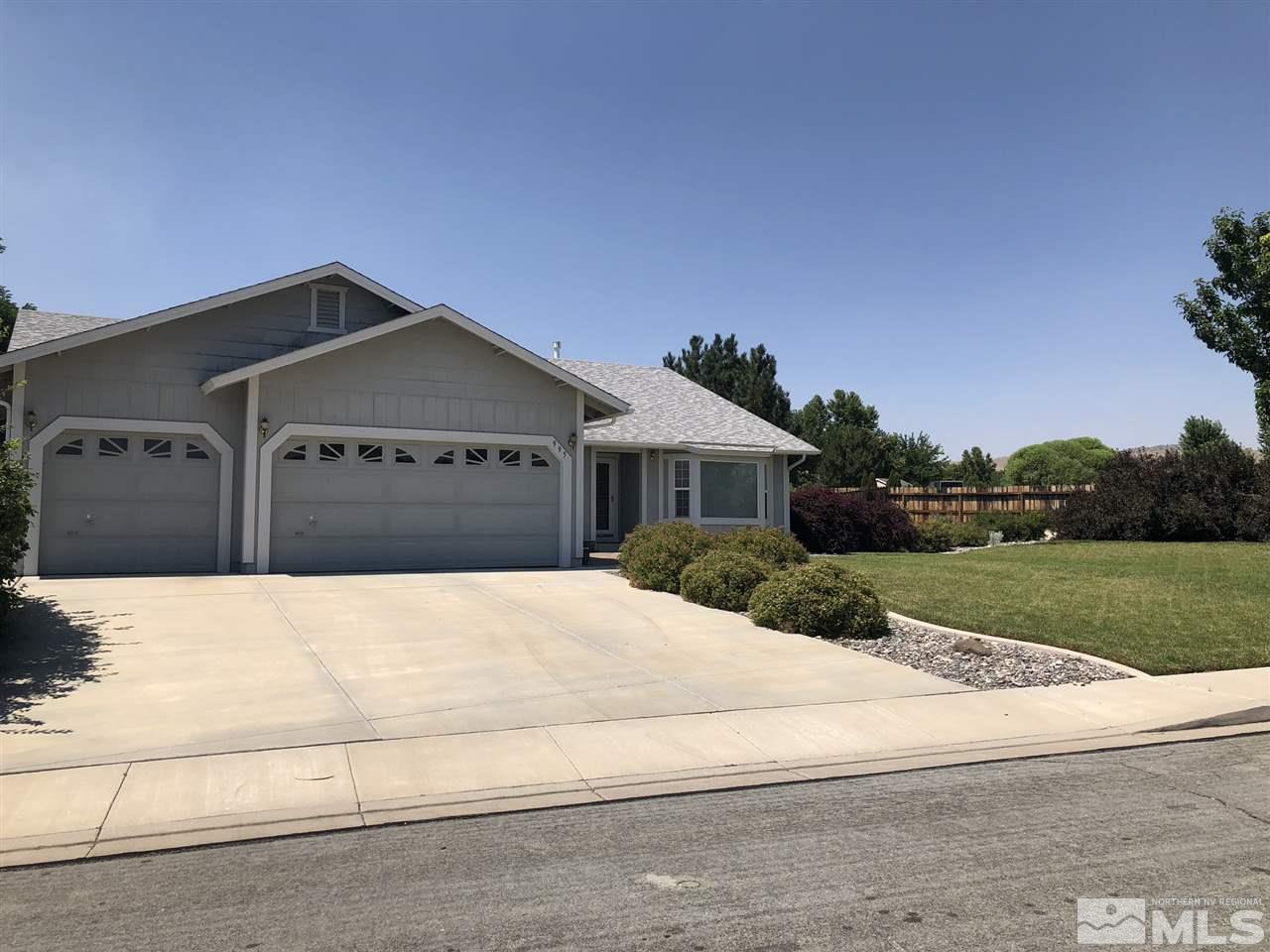 995 Rook Way Sparks, NV 89441 - Photo 2 of 25 Photo 2