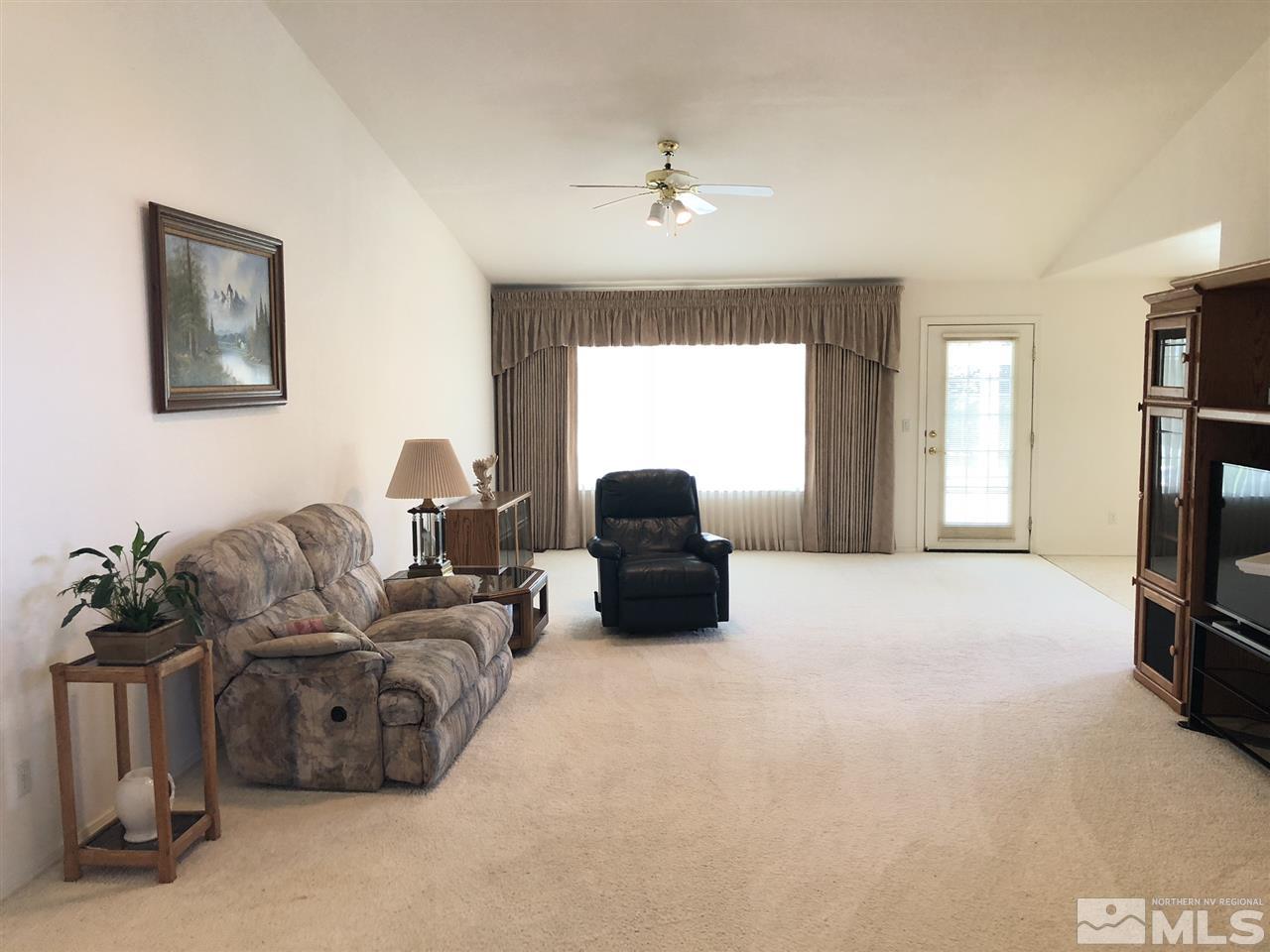 995 Rook Way Sparks, NV 89441 - Photo 8 of 25 Photo 8