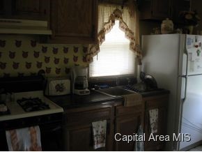 2312 East Converse Street Springfield, IL 62702 - Photo 5 of 7