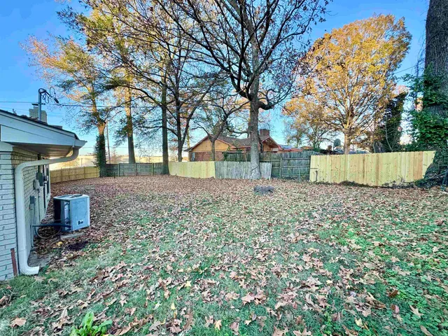 $264,900 | 3836 Birchleaf Road, Memphis, TN 38116