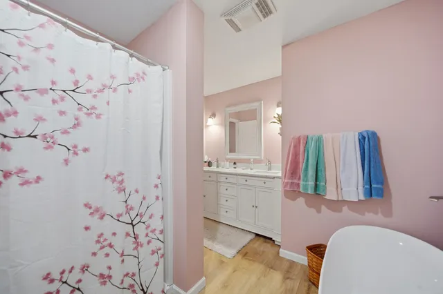 $295,000 | 2006 Ave D, Sterling, IL 61081