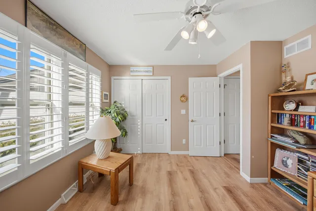 $295,000 | 2006 Ave D, Sterling, IL 61081