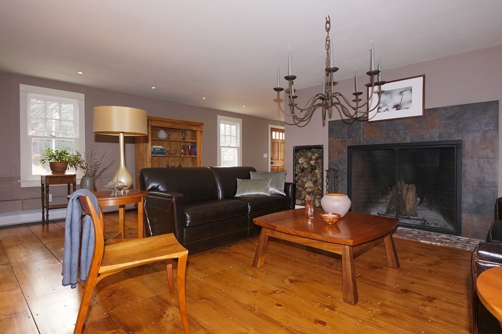 113 Wilder Road Bolton, MA 01740 - Photo 11 of 30