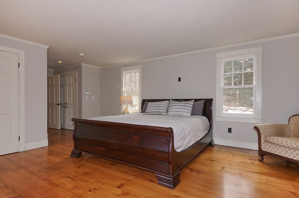 113 Wilder Road Bolton, MA 01740 - Photo 13 of 30