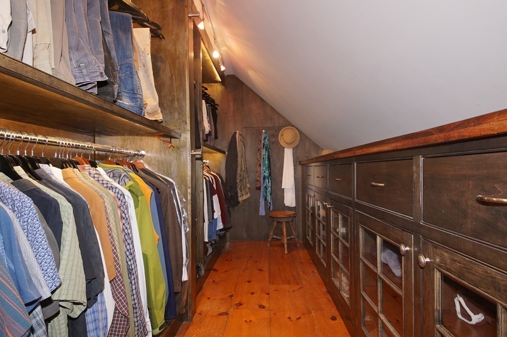 113 Wilder Road Bolton, MA 01740 - Photo 17 of 30