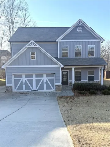 $2,100 | 827 Wellford Avenue, Jefferson, GA 30549