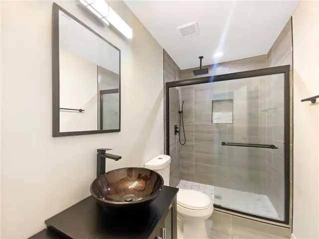 $270,000 | 7062 Sir Galahad Way, Jonesboro, GA 30236