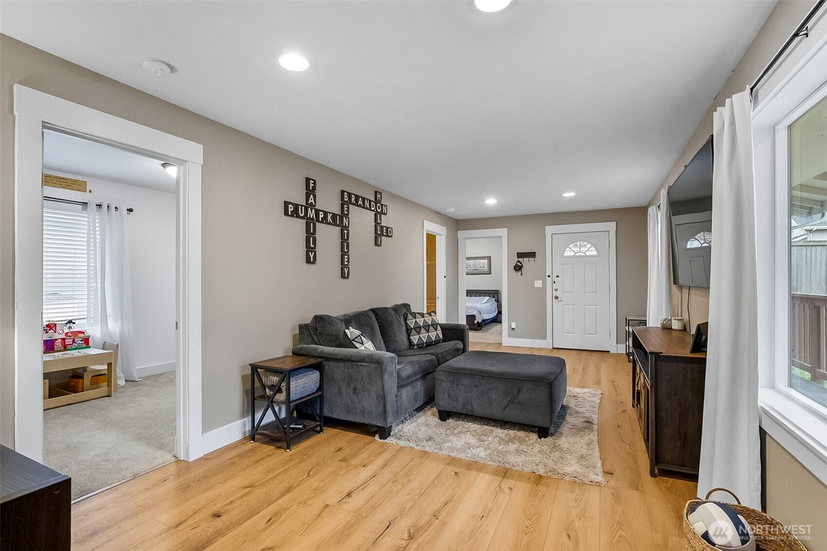 3215 19th Street Everett, WA 98201 - Photo 9 of 39