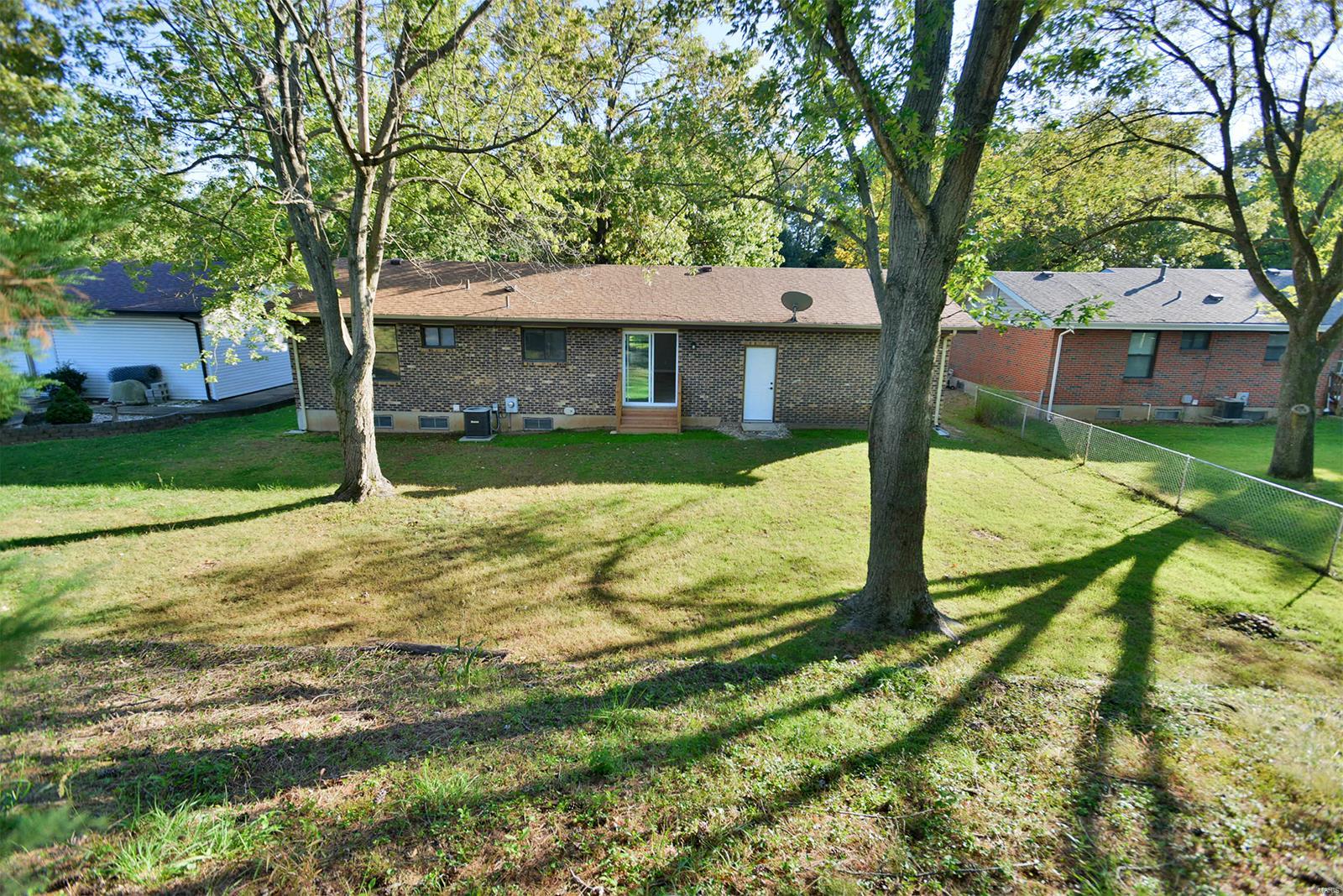 2385 England Town Road St. Louis, MO 63129 - Photo 42 of 44 Gallery Image 42