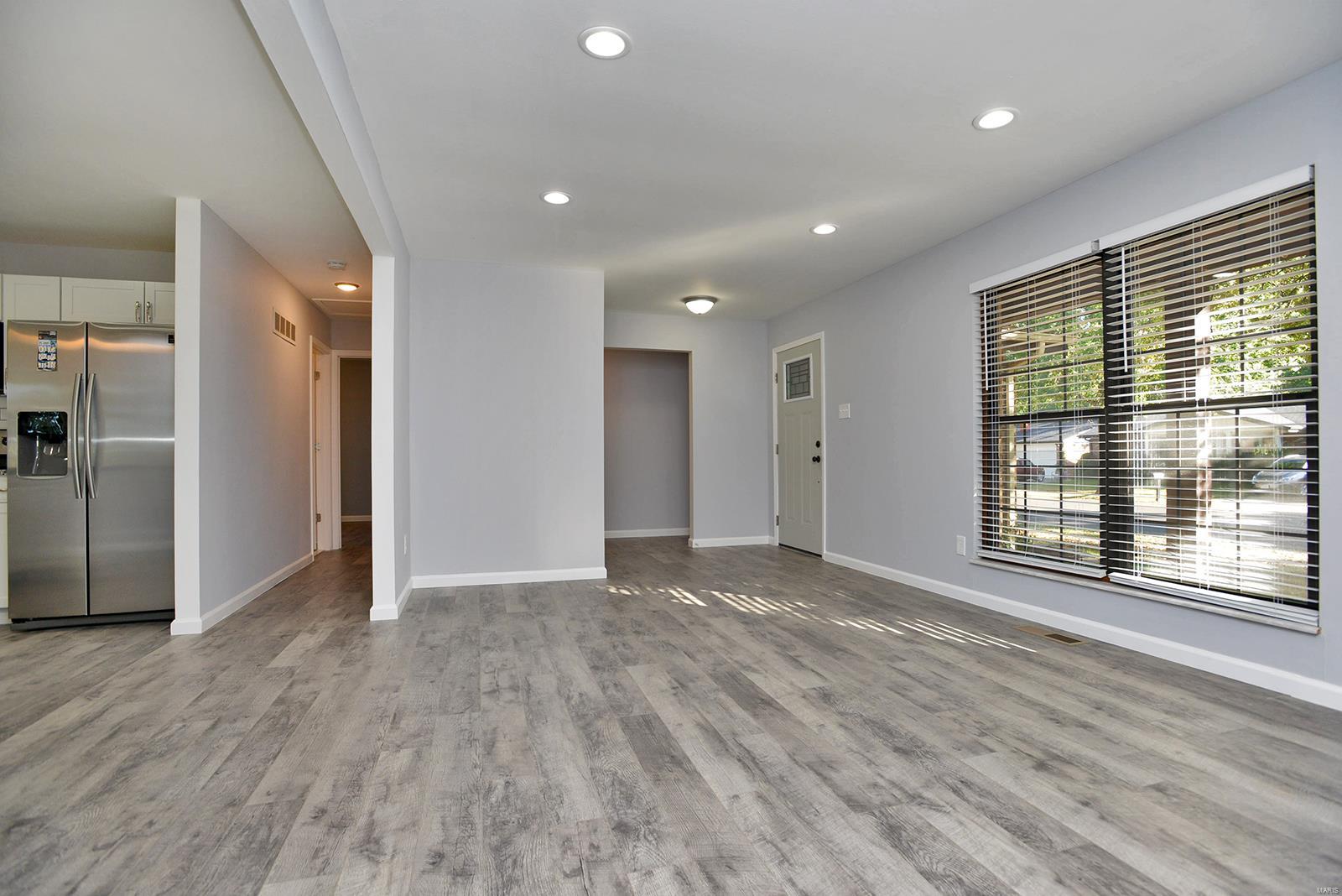 2385 England Town Road St. Louis, MO 63129 - Photo 6 of 44 Gallery Image 6