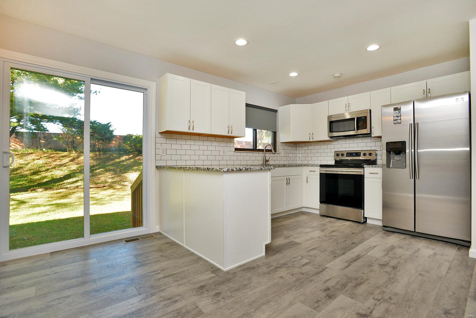 2385 England Town Road St. Louis, MO 63129 - Photo 9 of 44 Gallery Image 9