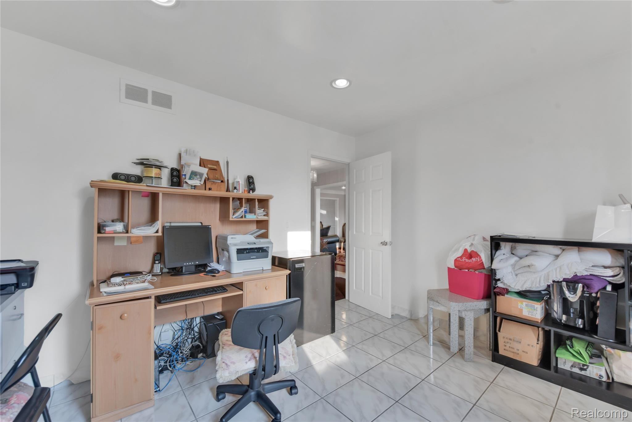 35850 Shell Drive Sterling Heights, MI 48310 - Photo 12 of 46 38850 Shell Dr - HD Drone Photography-5.jpg
