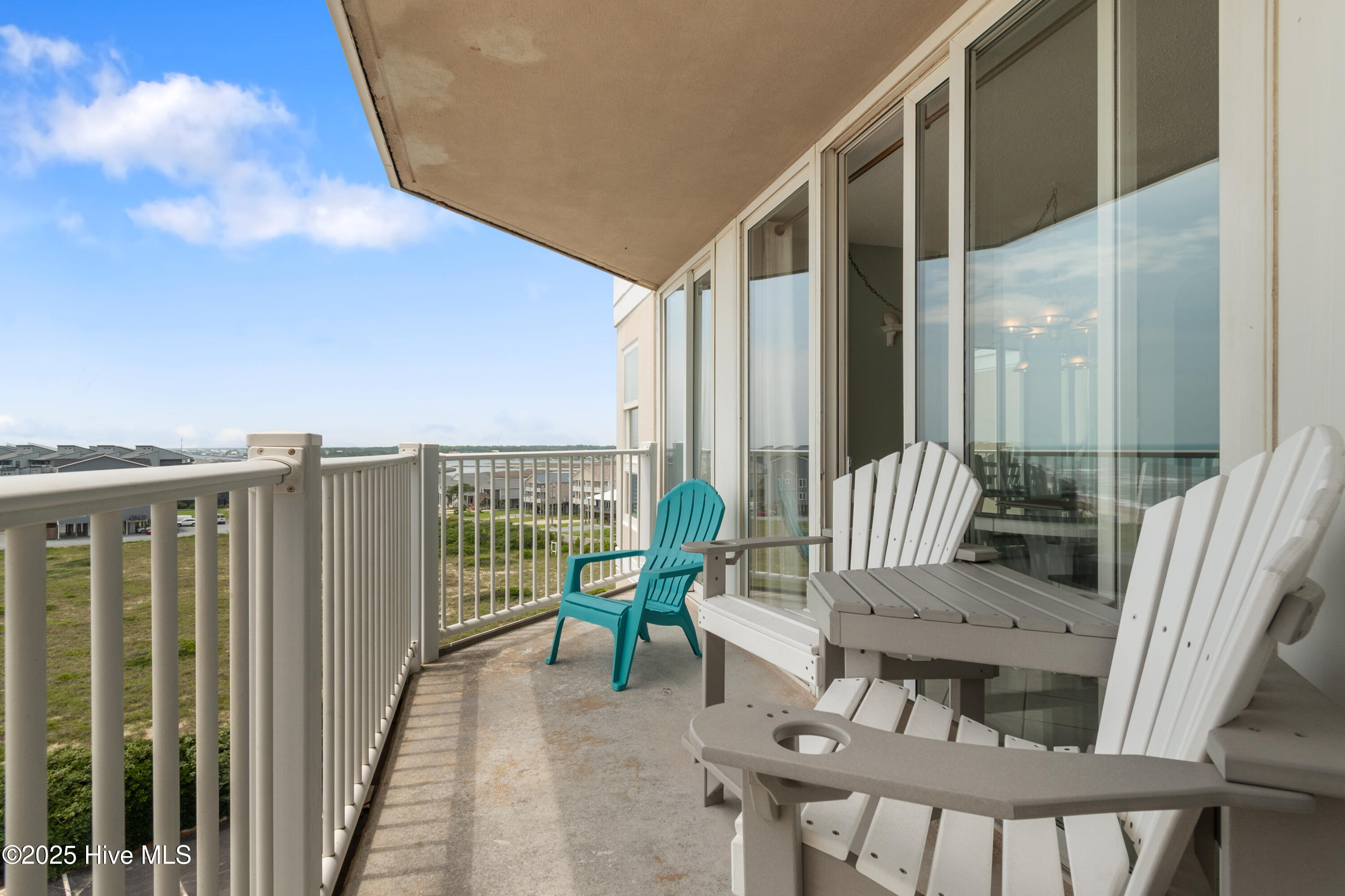2000 New River Inlet Road, Unit 1504 North Topsail Beach, NC 28460 - Photo 2 of 21 DSC_4701