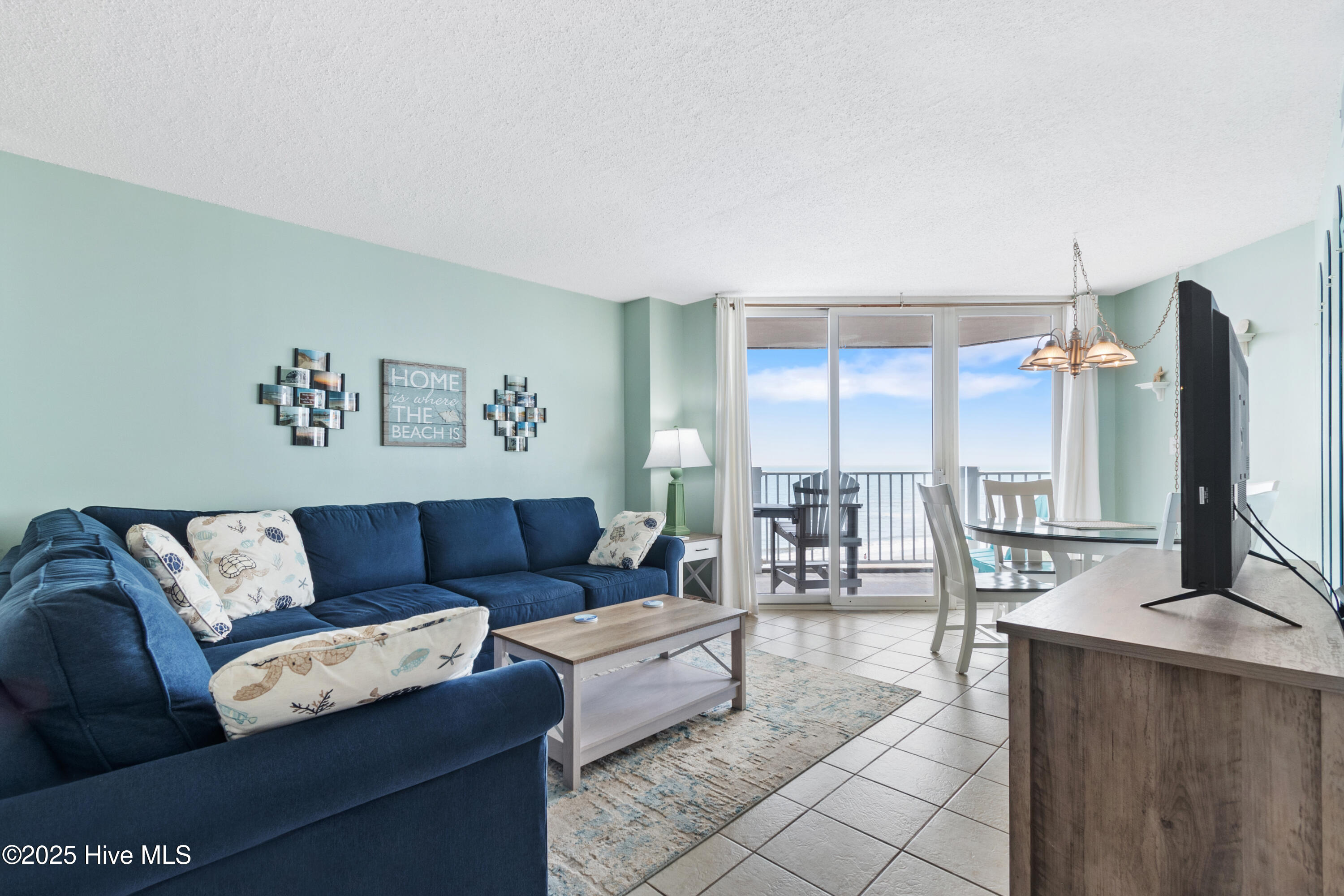 2000 New River Inlet Road, Unit 1504 North Topsail Beach, NC 28460 - Photo 4 of 21 DSC_4673