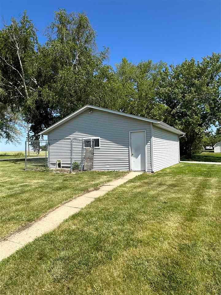 703 2nd Street Hartwick, IA 52232 - Photo 7 of 28 Gallery Image 7