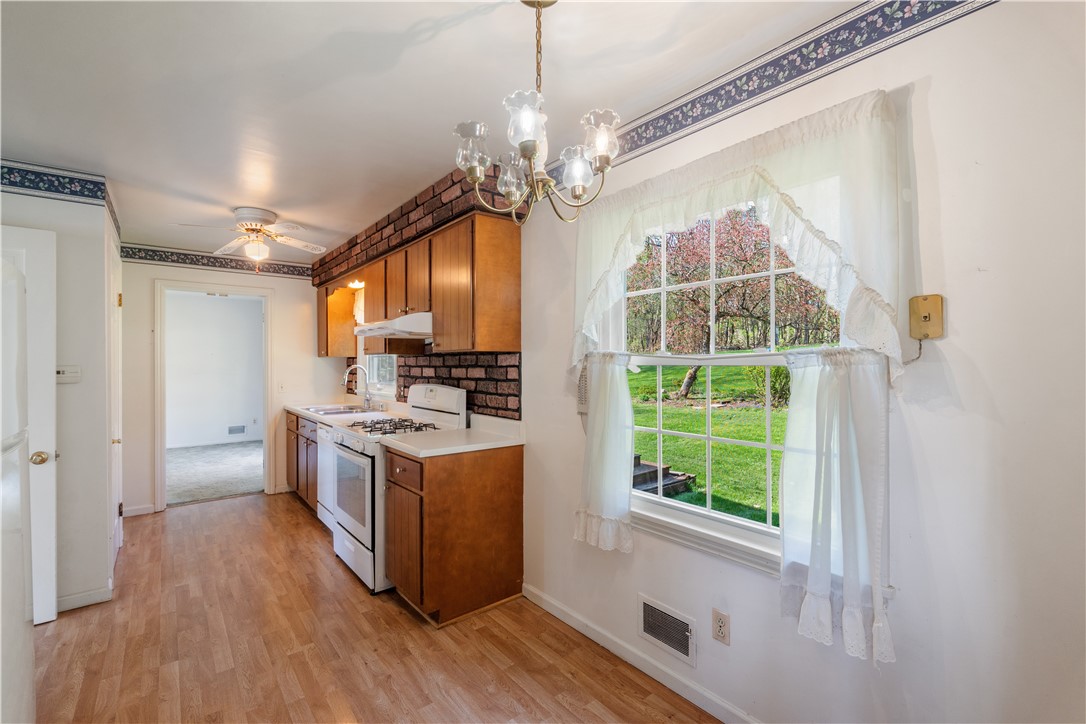 2408 Rush Mendon Road Honeoye Falls, NY 14472 - Photo 11 of 38