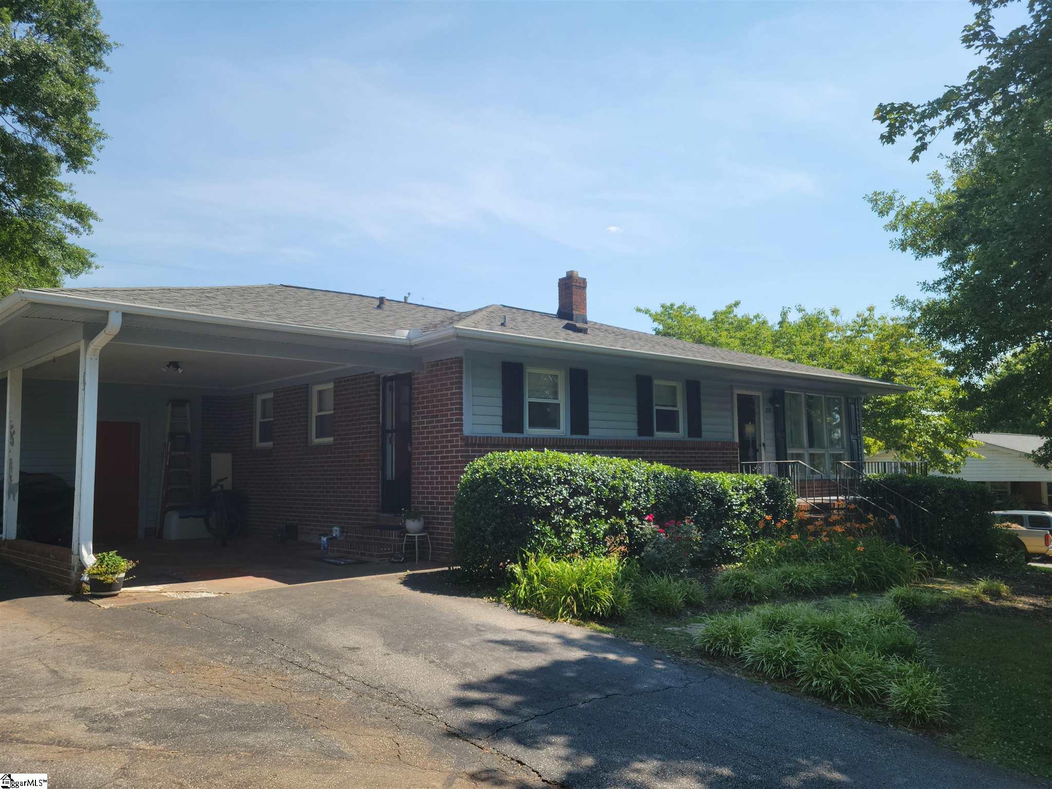 153 Gilliland Road Pickens, SC 29671 - Photo 1 of 8